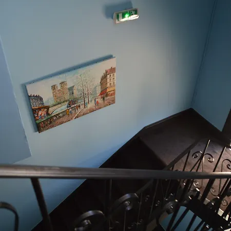 Maison Traversiere Hotel