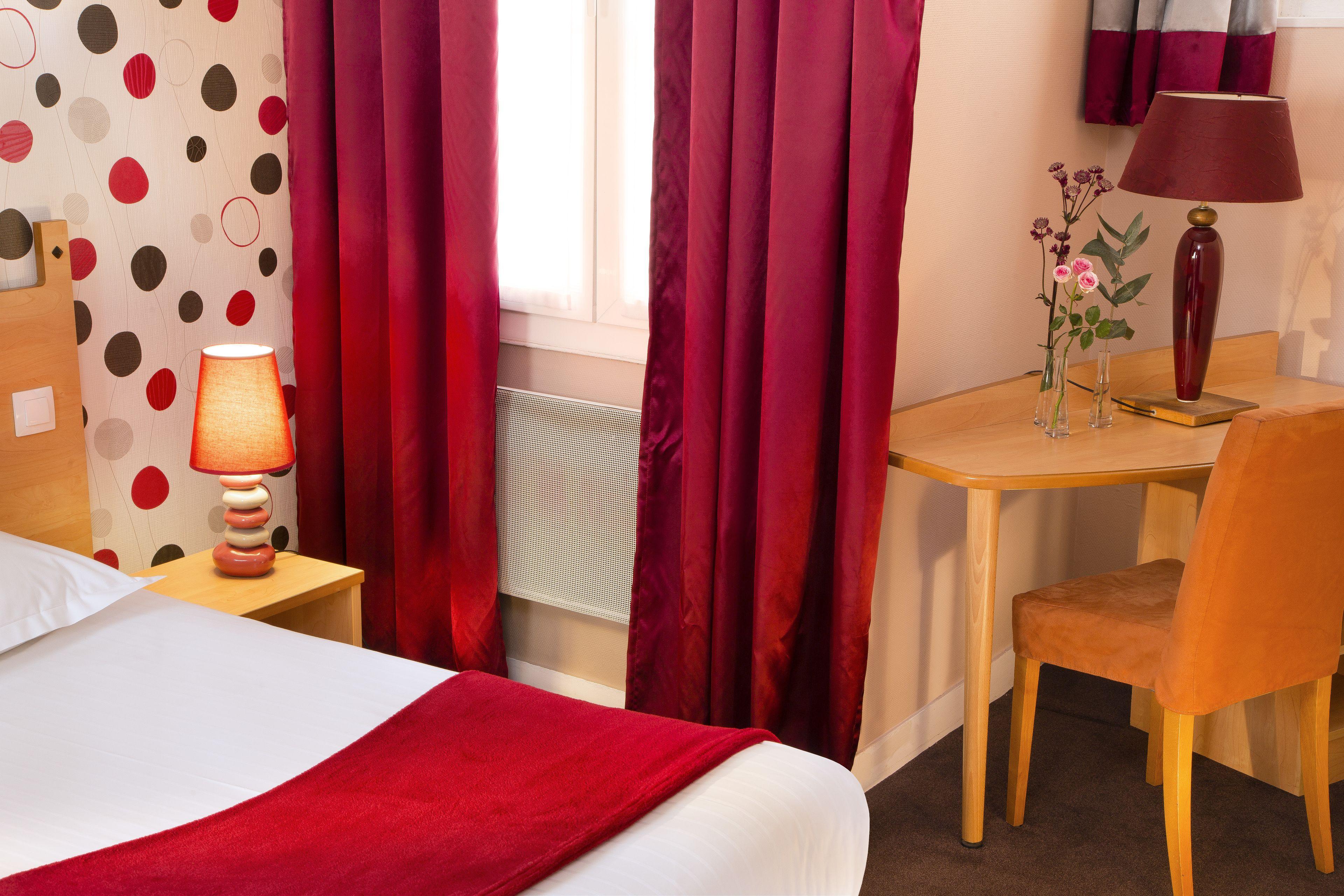 Maison Traversière 4* Parigi