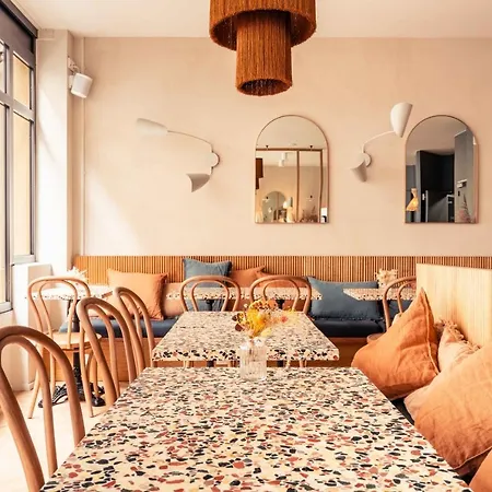 Maison Traversière 4* Parigi