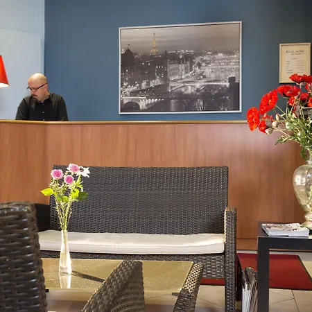 Hotel Maison Traversière 4*