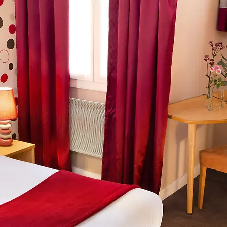 Maison Traversière 4* Parigi