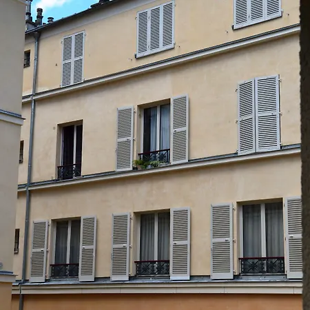 Maison Traversière 4* Parigi