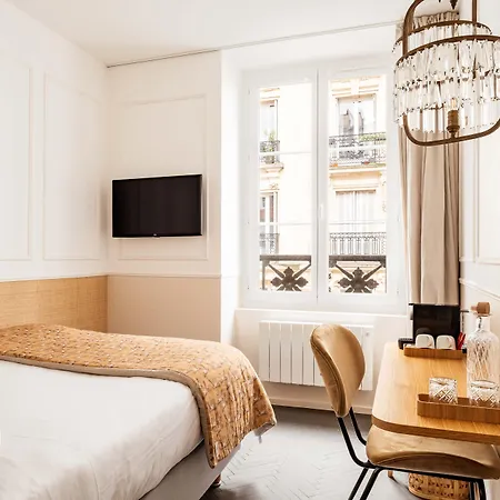 Maison Traversière Hotel 4*