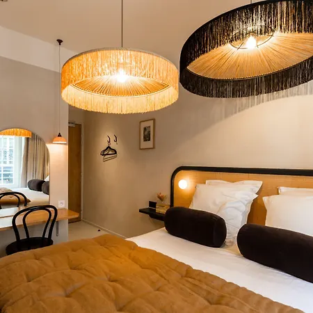 Maison Traversière 4* Parigi