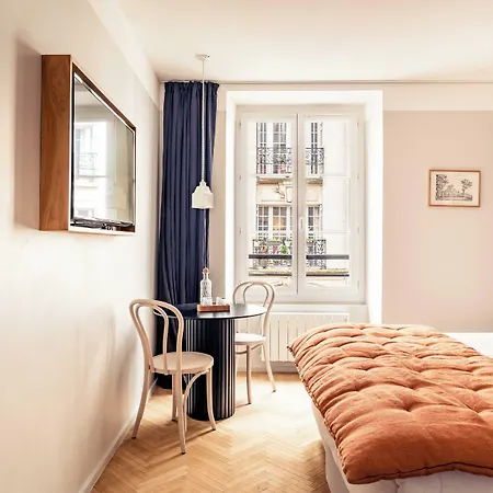 Maison Traversière Hotel